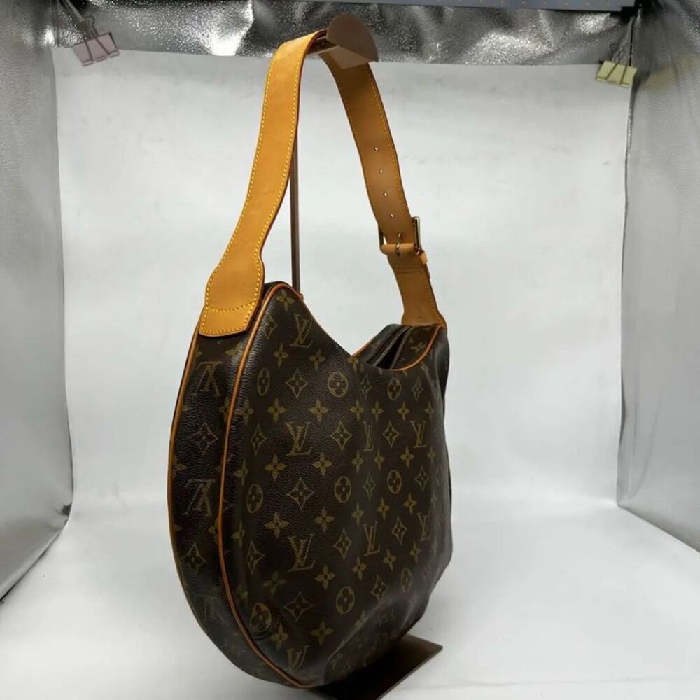 Louis Vuitton Women Pre-Loved Bag Very Good Condition - Picture 5 of 9